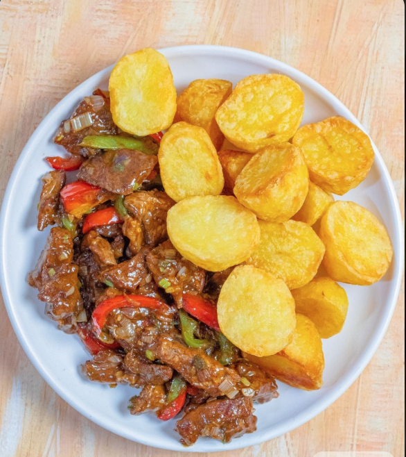 Wedges served with chicken